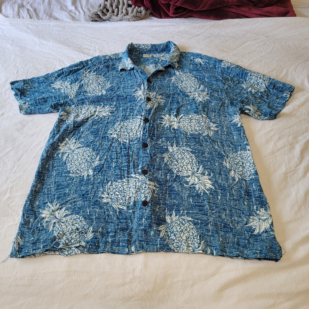 High Surf Hawaiian Shirt 2XL Blue Pineapple Print Rayon Blend